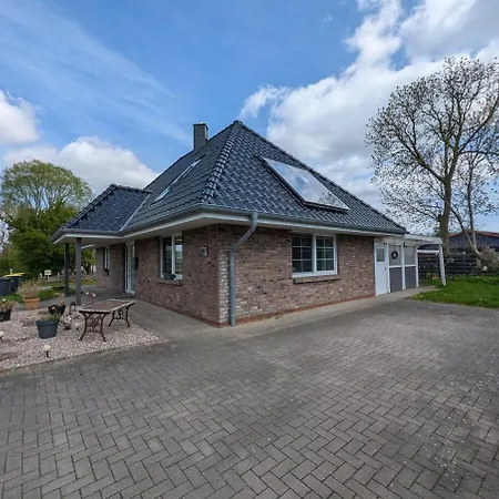 Cozy Nordseenest Mit Garten&parkplatz Barsfleth
